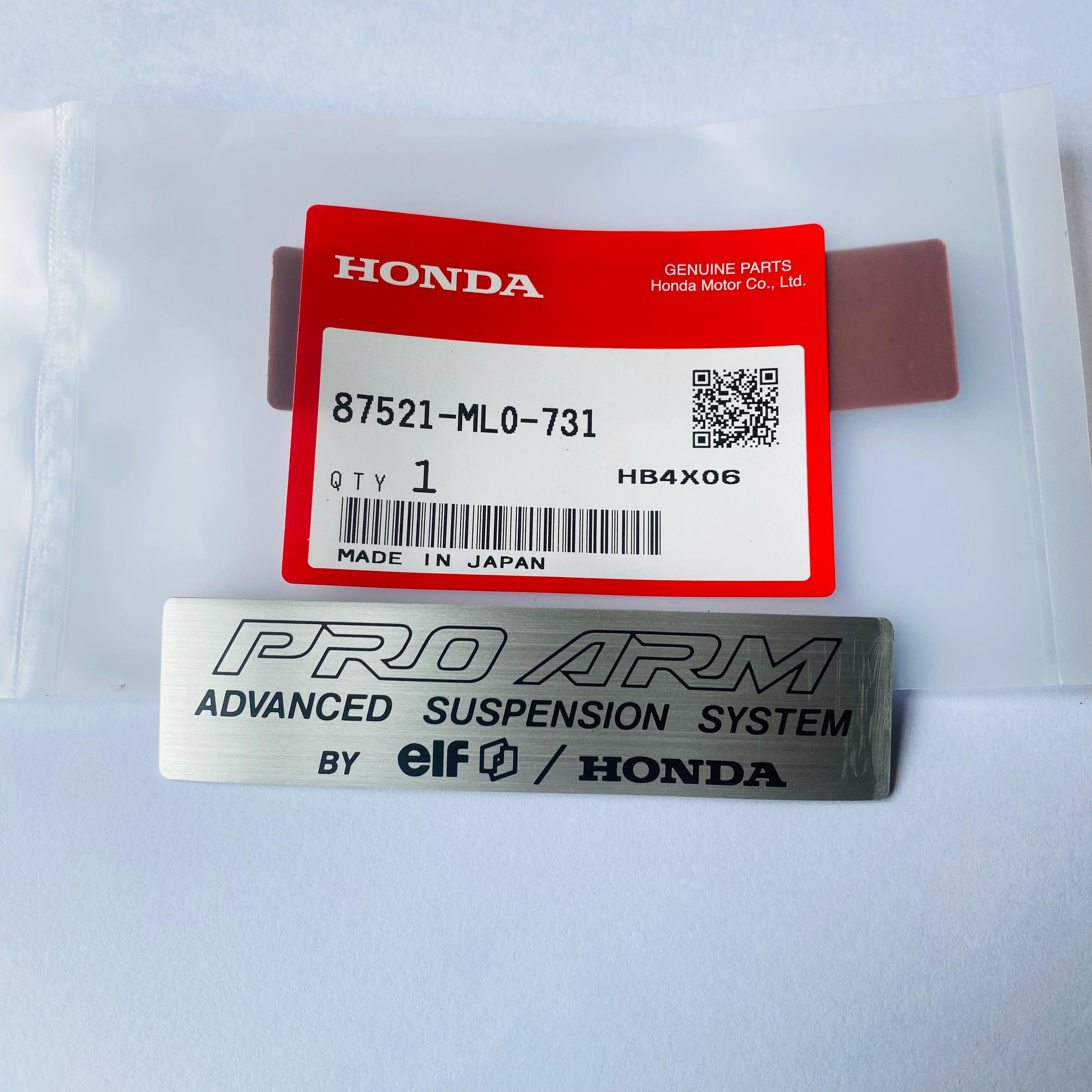 EMBLEM HONDA PRO ARM MC28 NSR DLL